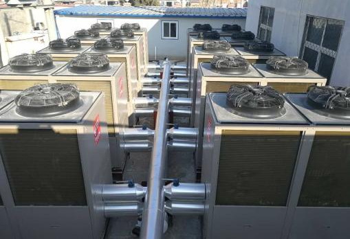 物理供熱機(jī)組60千瓦和30匹空氣能對(duì)比